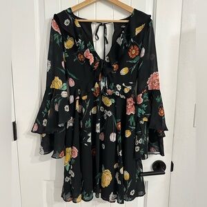 NWT Yumi Kim Floral Bell-Sleeve Mini Dress